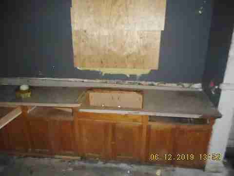 12839 Kilbourne (17)_m.jpg